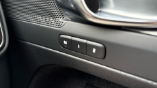 Volvo XC40 2.0 B4P Plus Dark 5dr Auto Petrol Estate